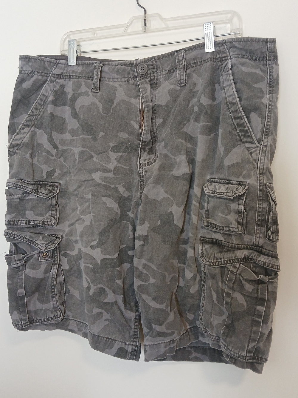 Faded Glory Gray Camo Cargo Shorts